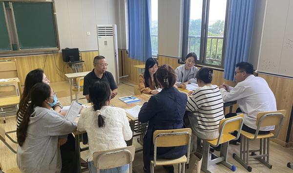 王慧敏政治展示课2.jpg